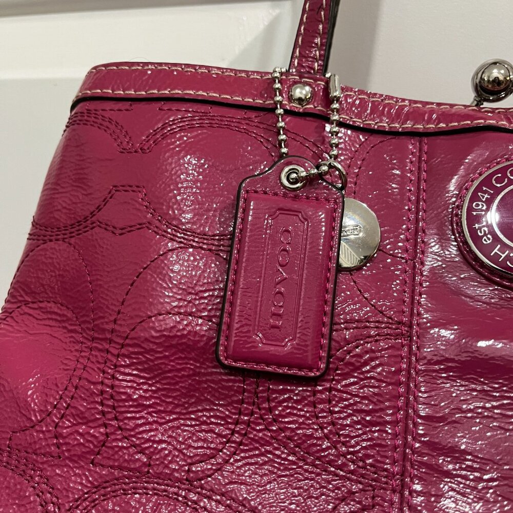 COACH Hot Pink Patent Leather Signature Carryall Kisslock Bag - Picture 5 of 13
